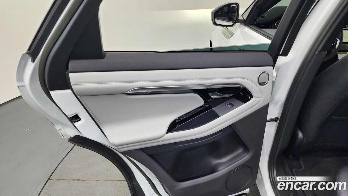 Land Rover Range Rover Evoque 2023