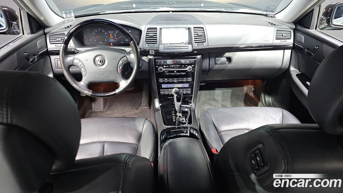 Kia OPIRUS 2010