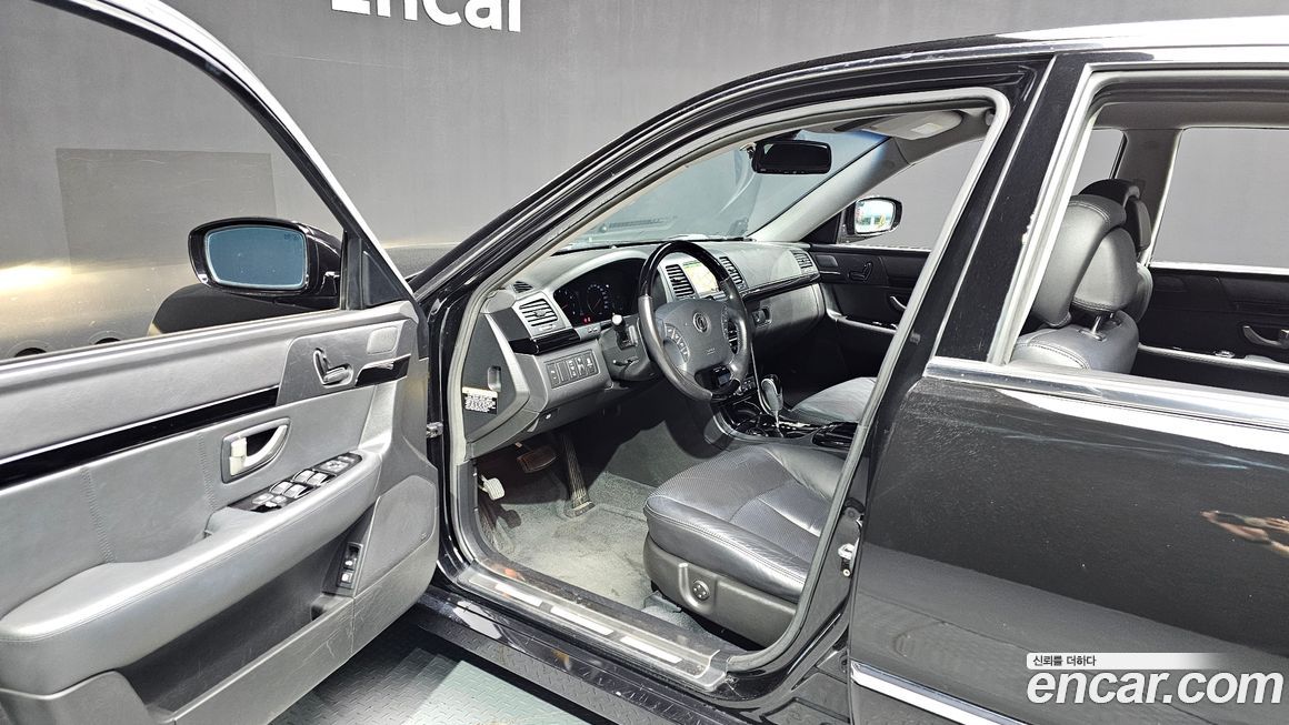 Kia OPIRUS 2010