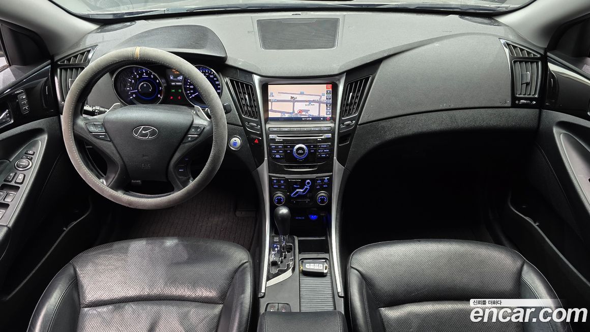 Hyundai Sonata 2011