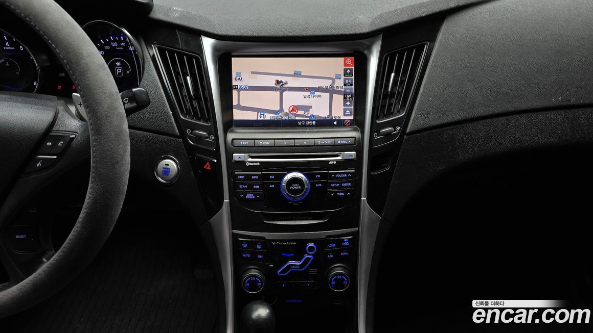 Hyundai Sonata 2011