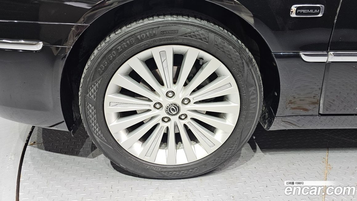 Kia OPIRUS 2010