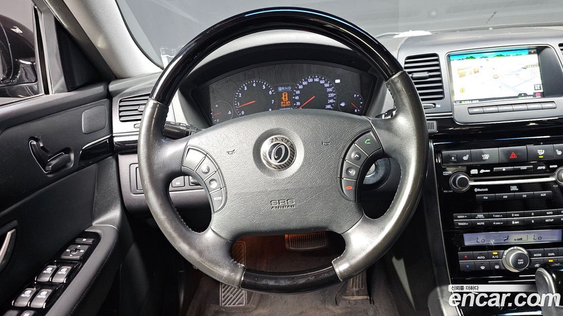 Kia OPIRUS 2010