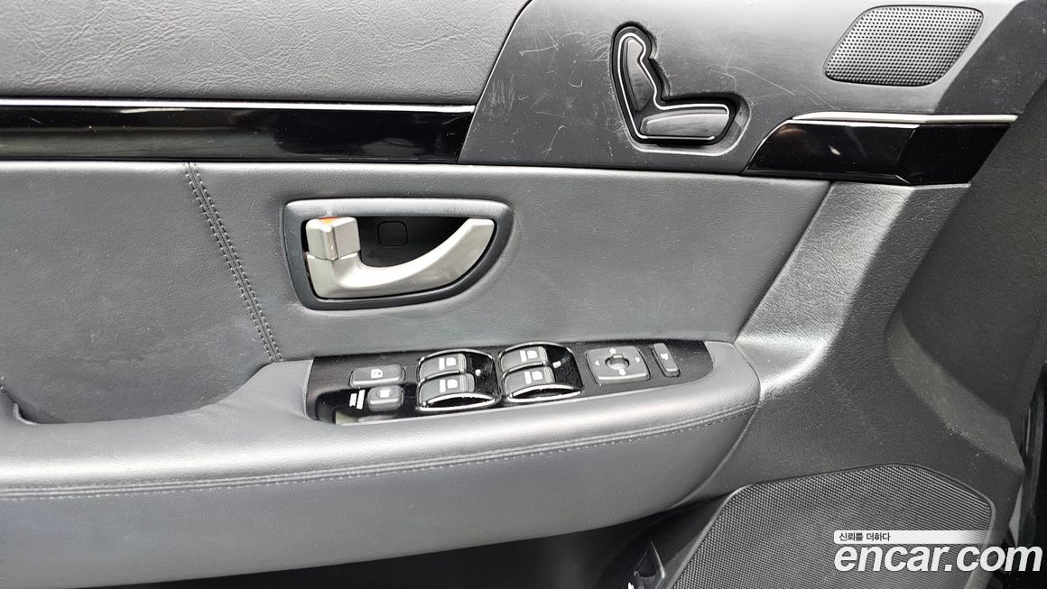Kia OPIRUS 2010