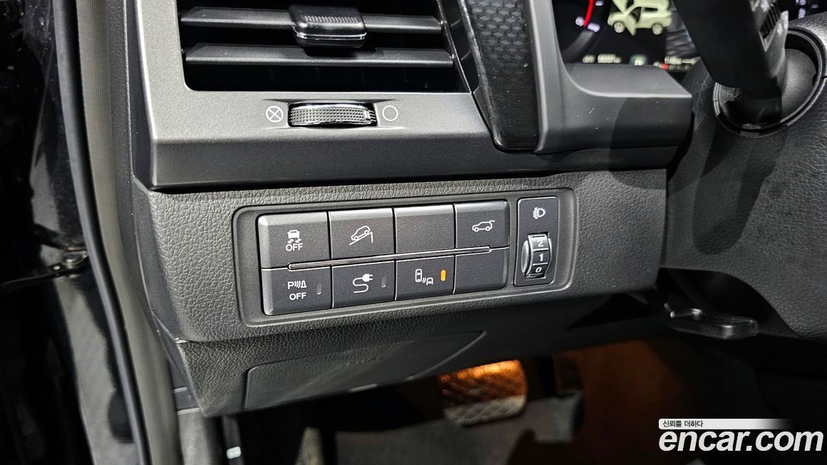 KG_Mobility_Ssangyong Rexton 2020