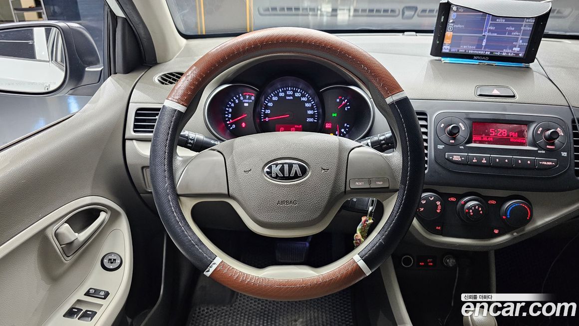 Kia morning 2016