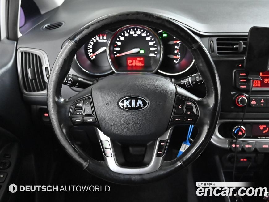 Kia pride 2014