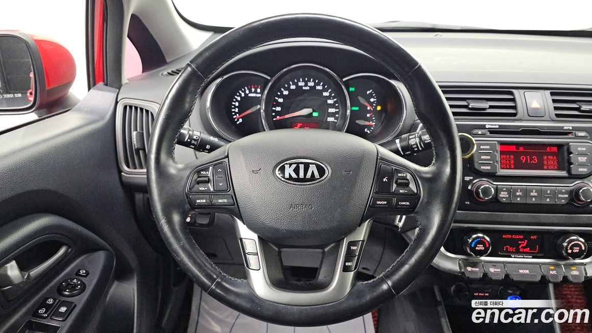 Kia pride 2014