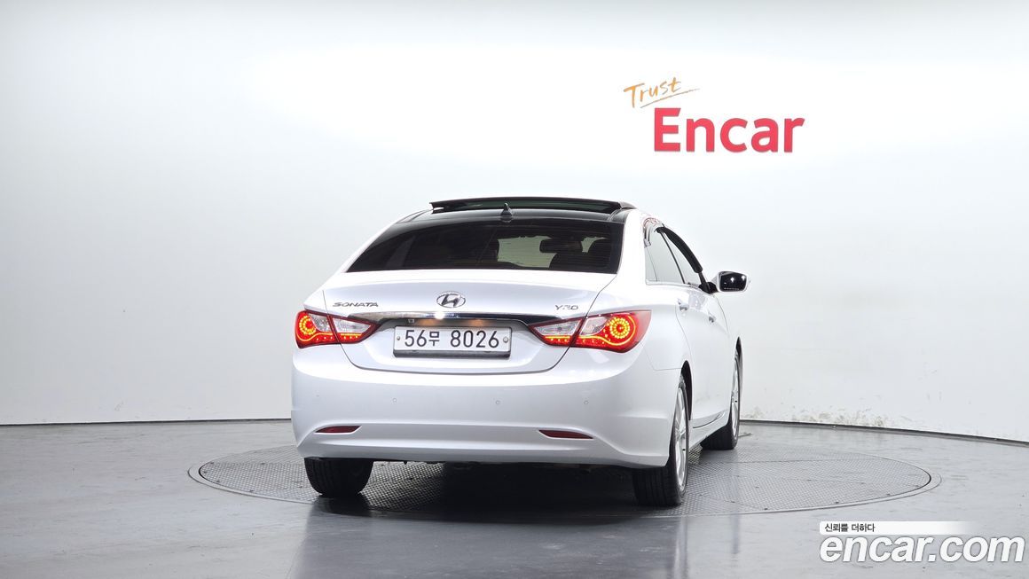 Hyundai Sonata 2011