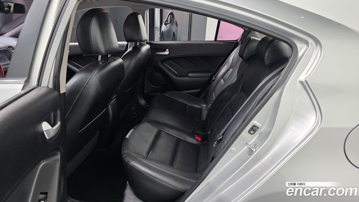Kia K3 2013