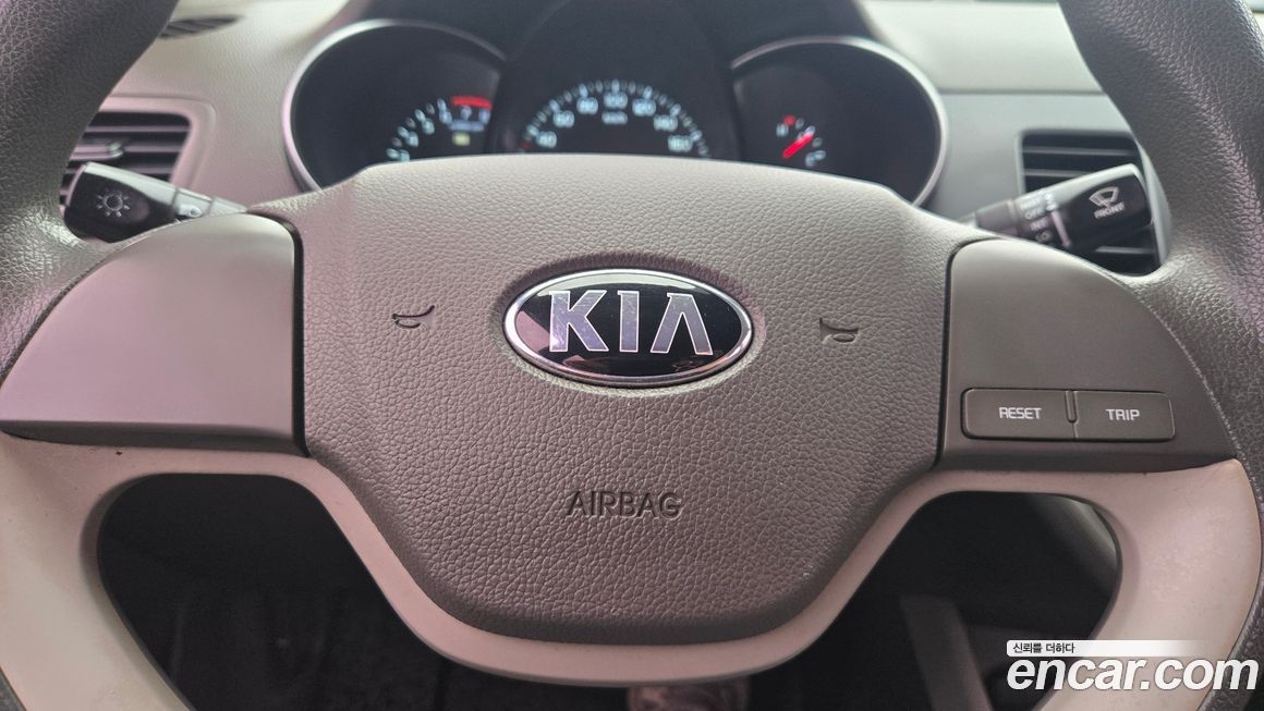 Kia morning 2016