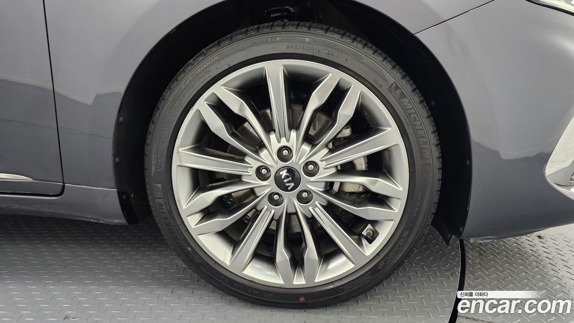 Kia K7 2020