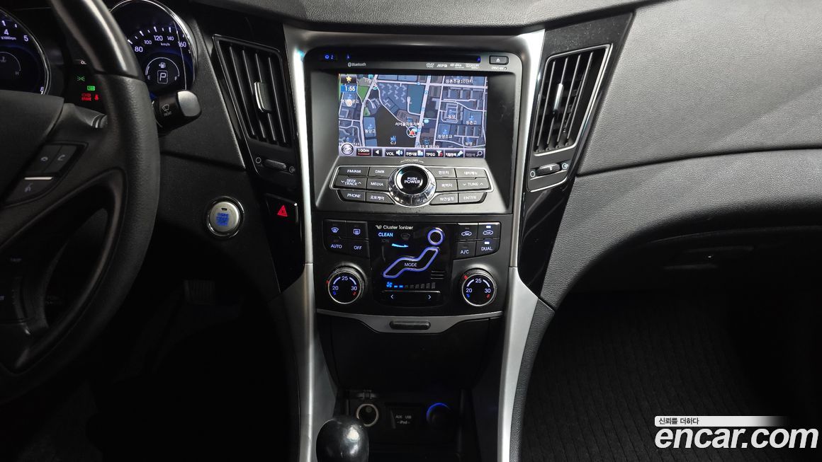 Hyundai Sonata 2011