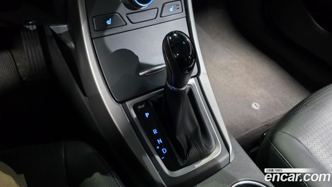 Hyundai AVANTE 2014