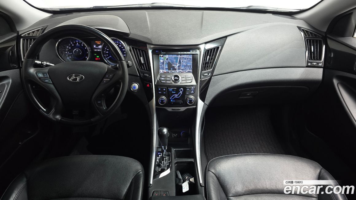Hyundai Sonata 2011
