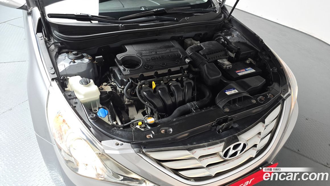 Hyundai Sonata 2011