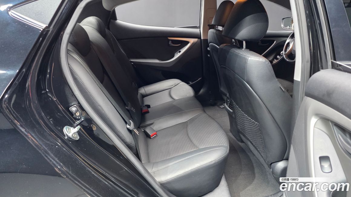 Hyundai AVANTE 2014