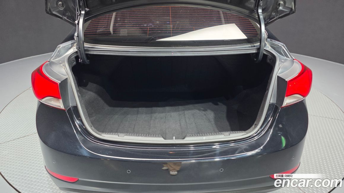 Hyundai AVANTE 2014