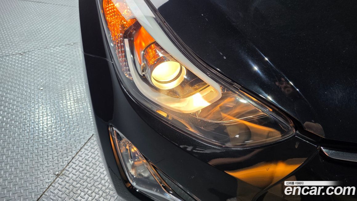 Hyundai AVANTE 2014