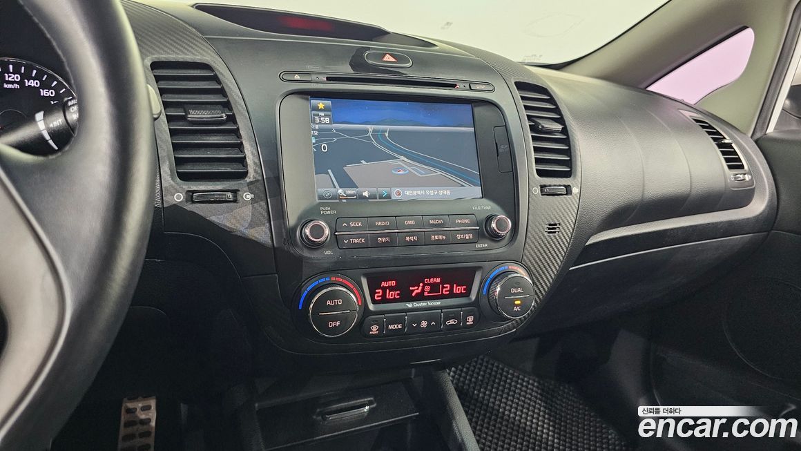 Kia K3 2013