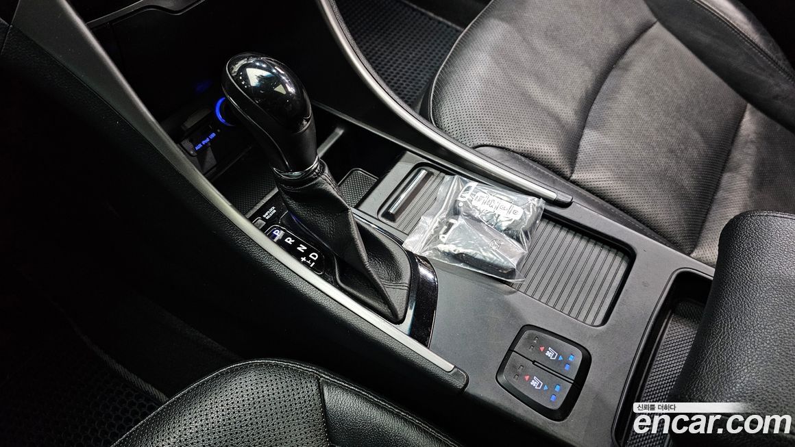 Hyundai Sonata 2012