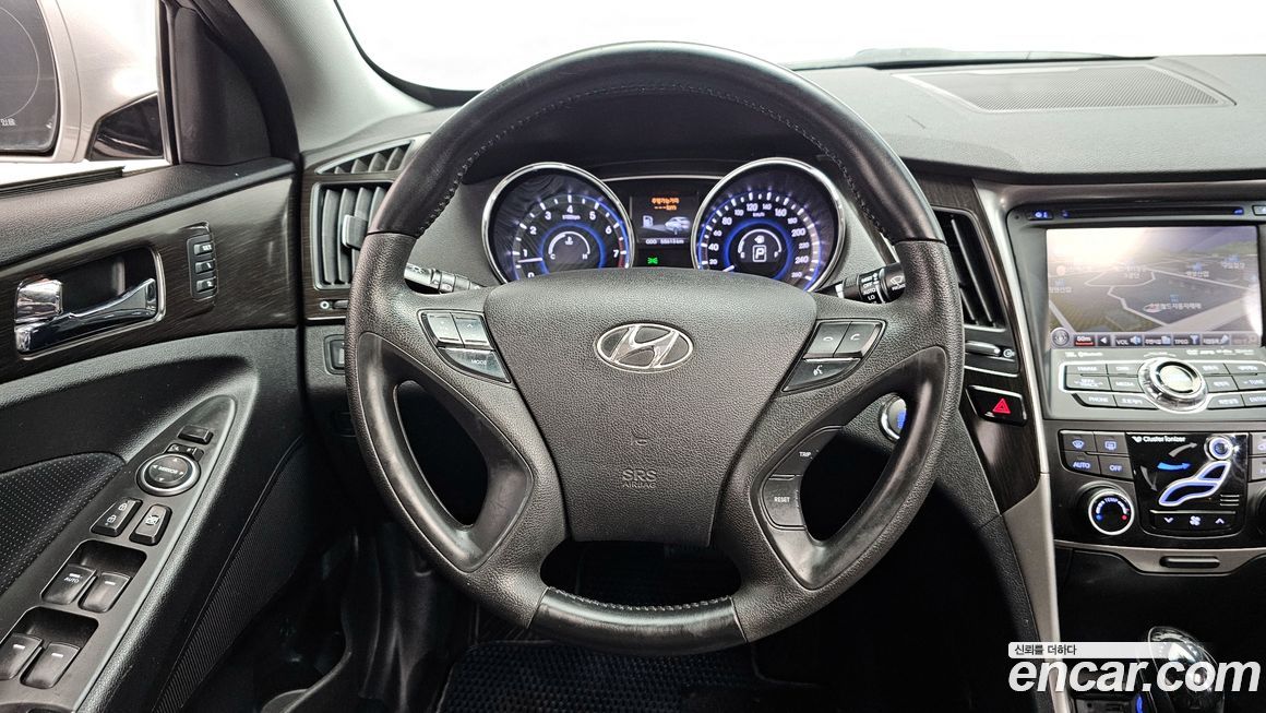 Hyundai Sonata 2012