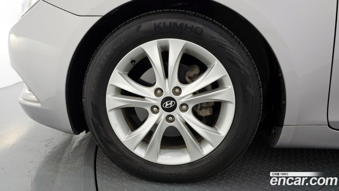 Hyundai Sonata 2012