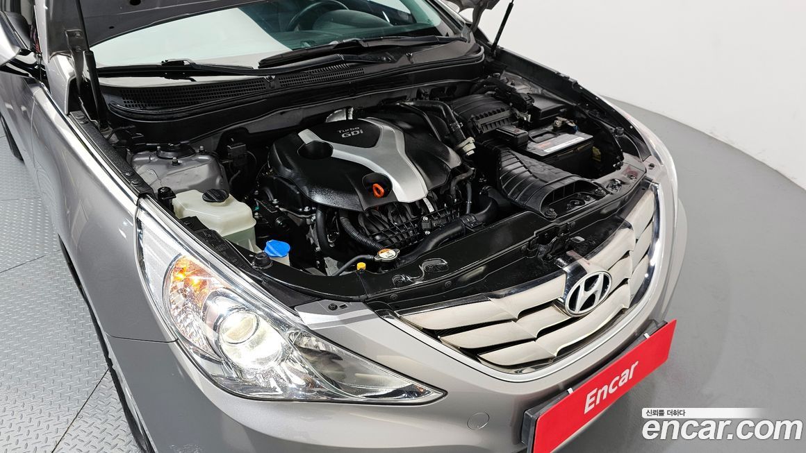 Hyundai Sonata 2012