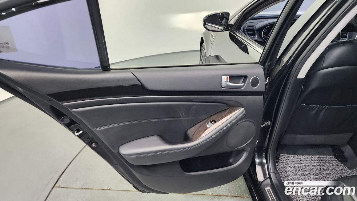 Kia K7 2014