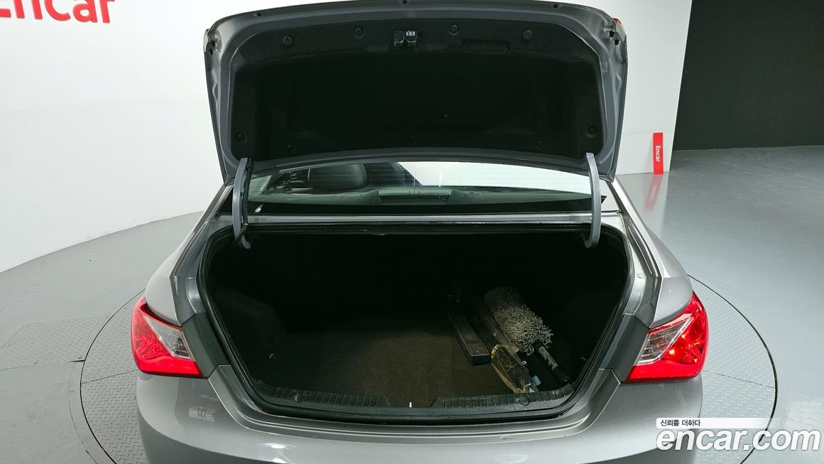 Hyundai Sonata 2012