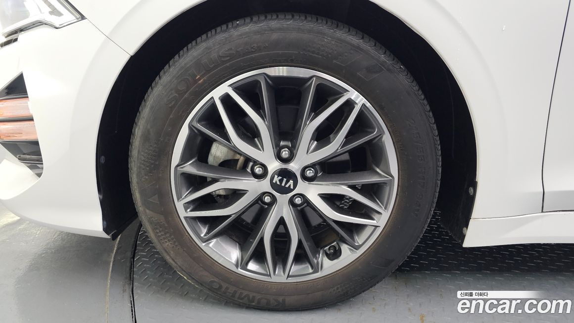 Kia K5 2021