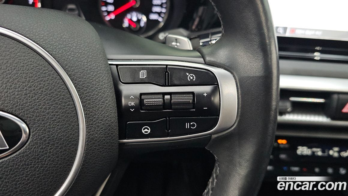 Kia K5 2021