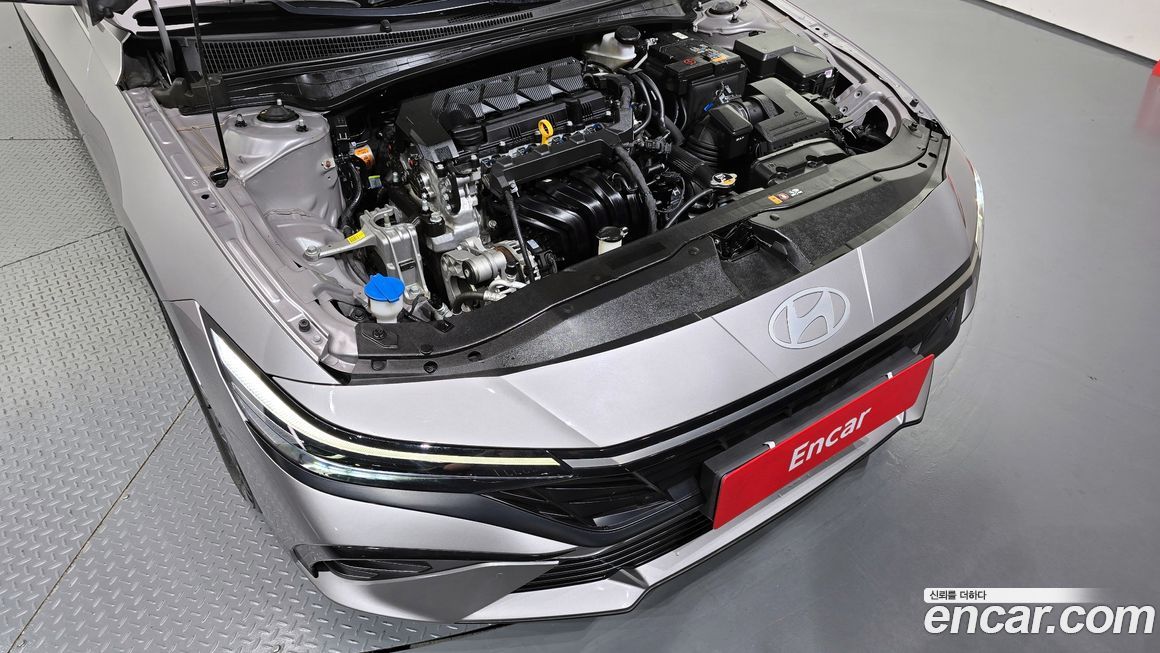 Hyundai AVANTE 2024