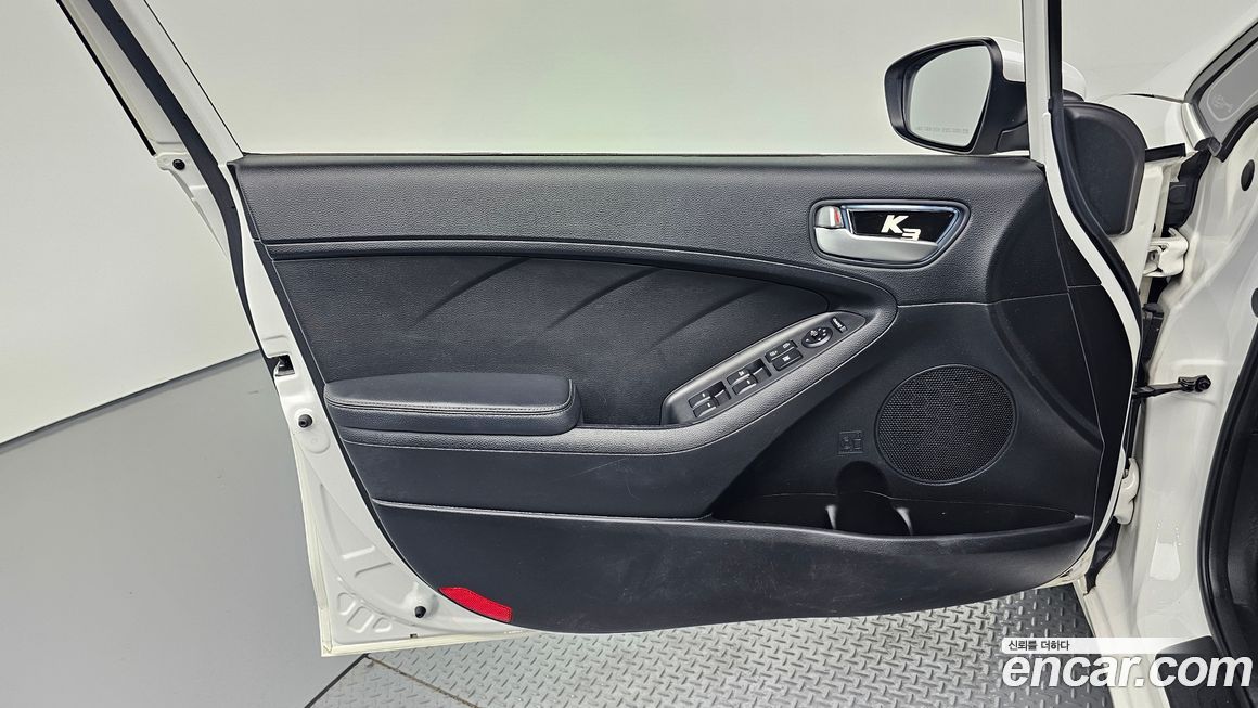 Kia K3 2013