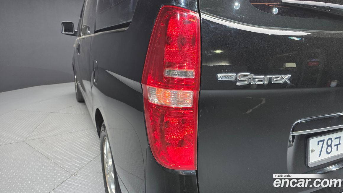 Hyundai Starex 2013