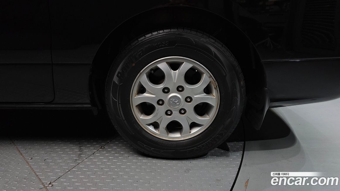 Hyundai Starex 2013