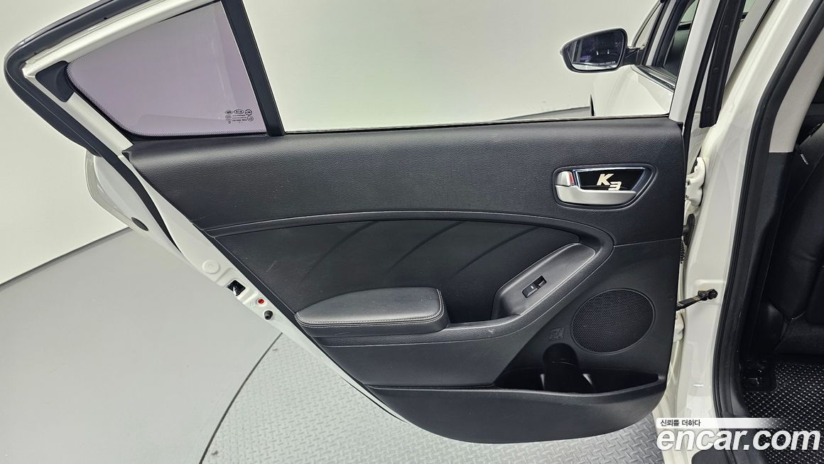 Kia K3 2013