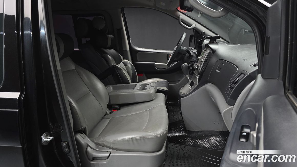 Hyundai Starex 2013