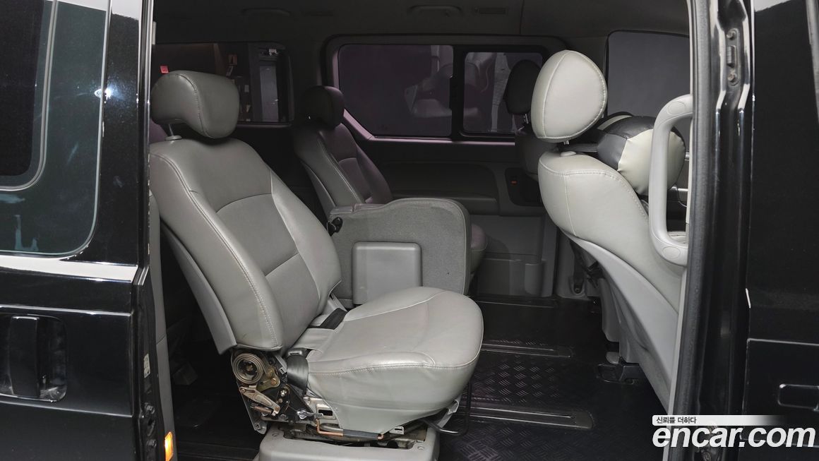 Hyundai Starex 2013