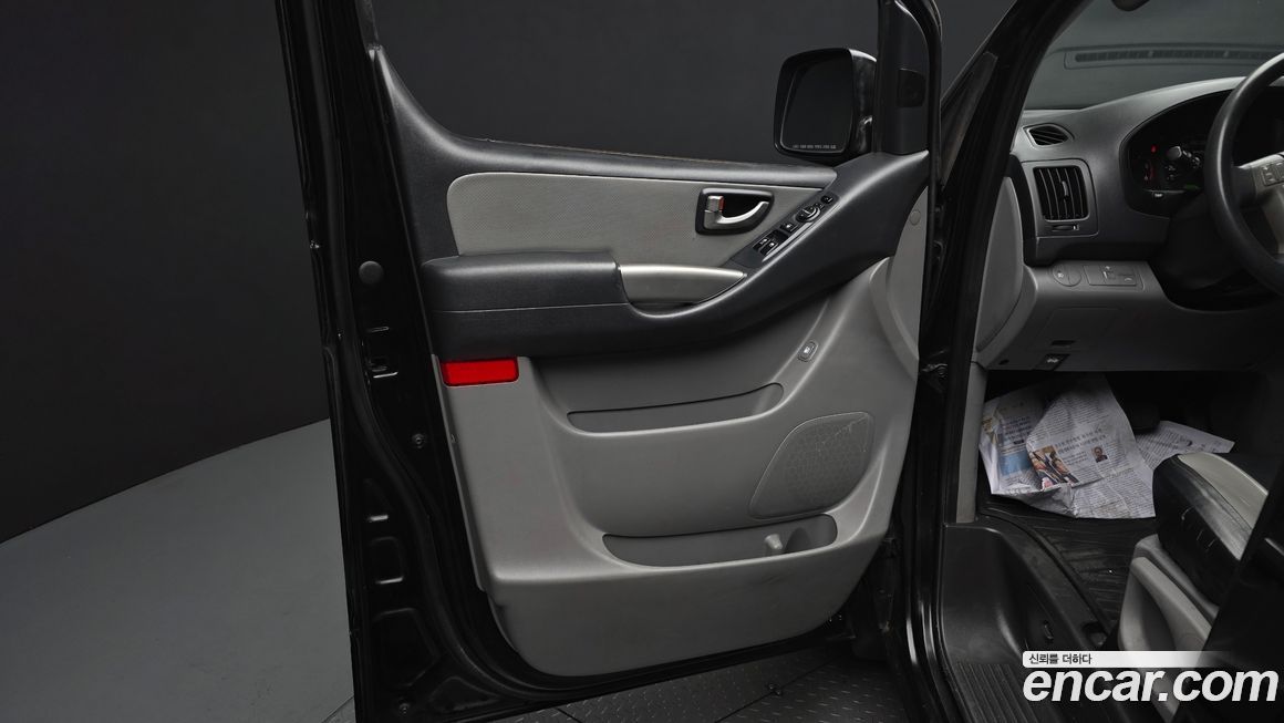 Hyundai Starex 2013