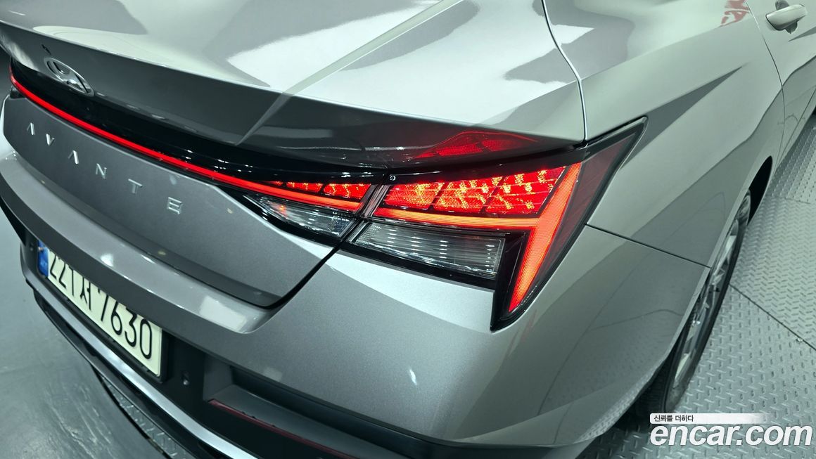 Hyundai AVANTE 2024