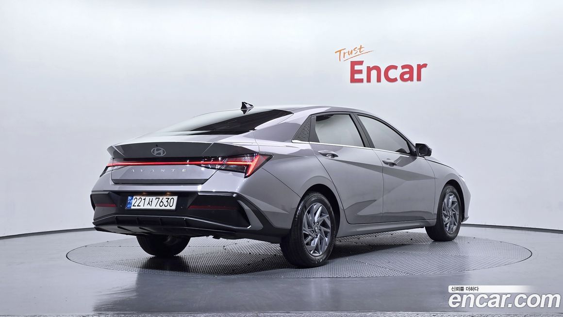 Hyundai AVANTE 2024