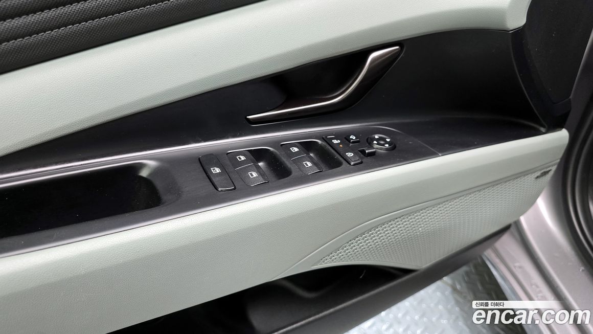Hyundai AVANTE 2024
