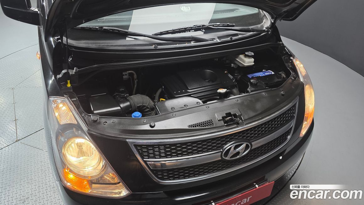 Hyundai Starex 2013