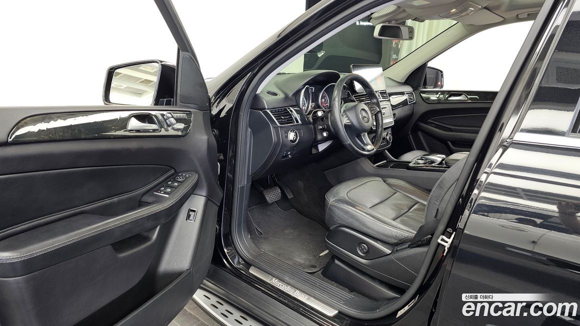 Mercedes-Benz GLE-Class 2017