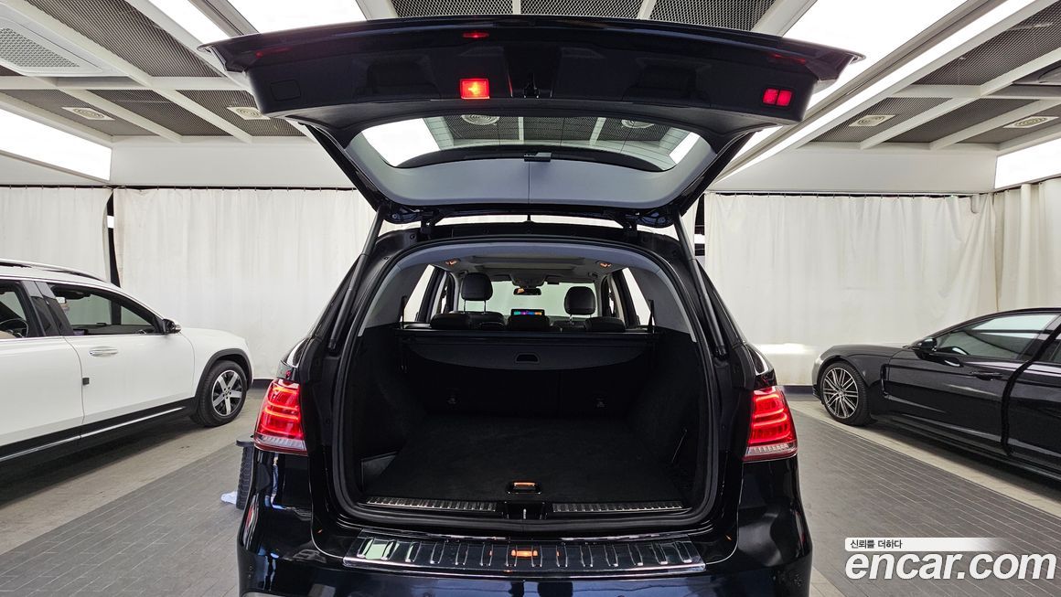 Mercedes-Benz GLE-Class 2017