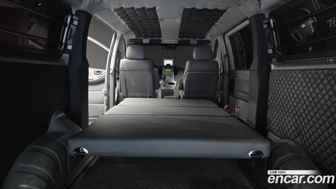 Hyundai Starex 2012