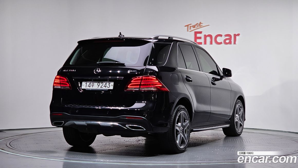 Mercedes-Benz GLE-Class 2017