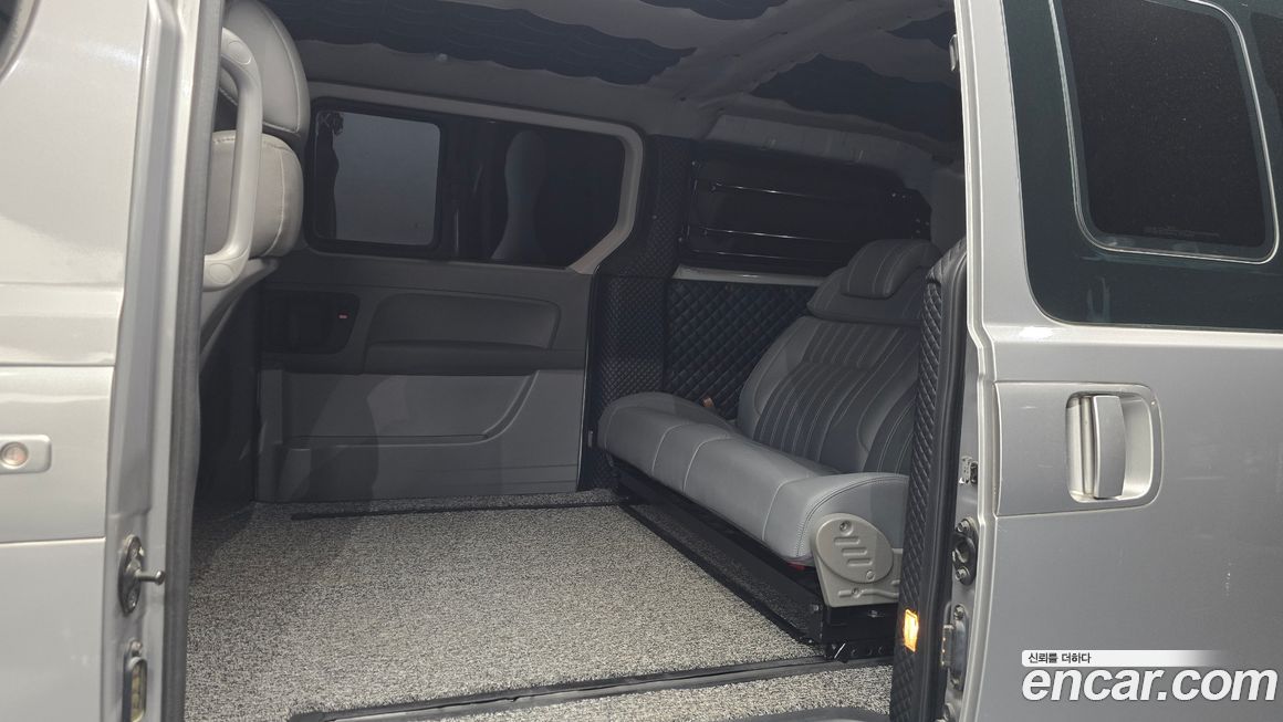 Hyundai Starex 2012