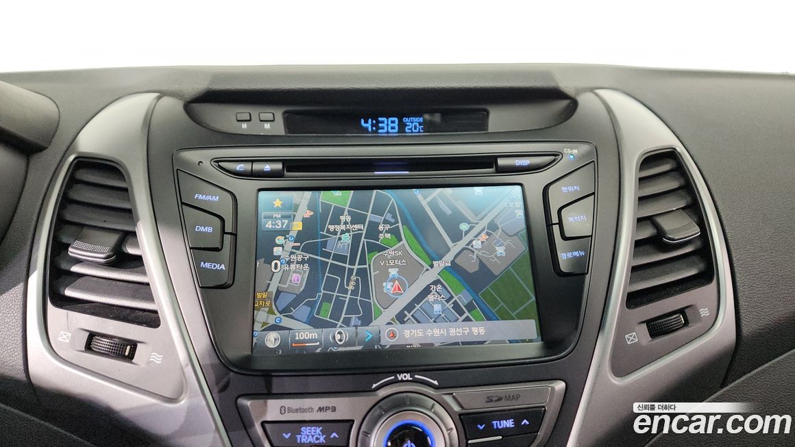 Hyundai AVANTE 2016
